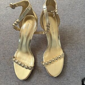 Marc Fisher LTD Karima Ankle Strap Sandal Gold Size 8